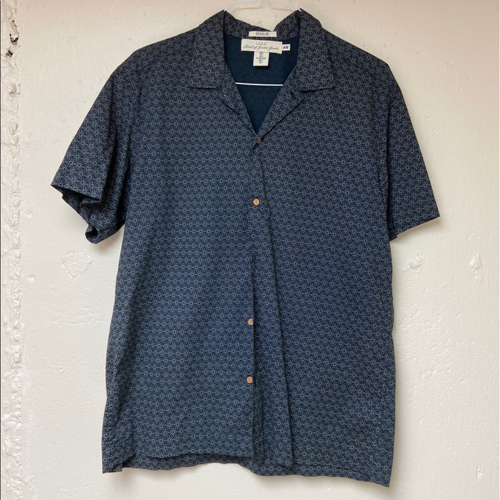 L.O.G.G. Mens Casual Short Sleeve Shirt EUC